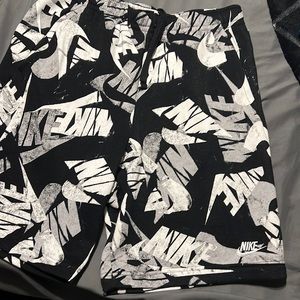 Men’s Nike shorts. Size medium